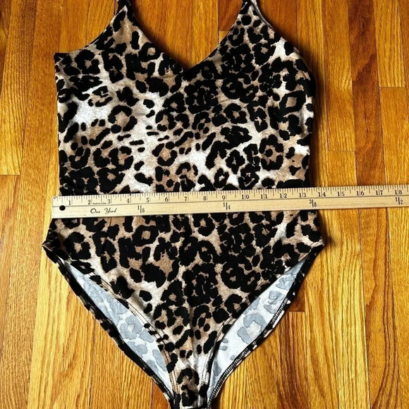 Gaze body suit - Picture 2 of 4